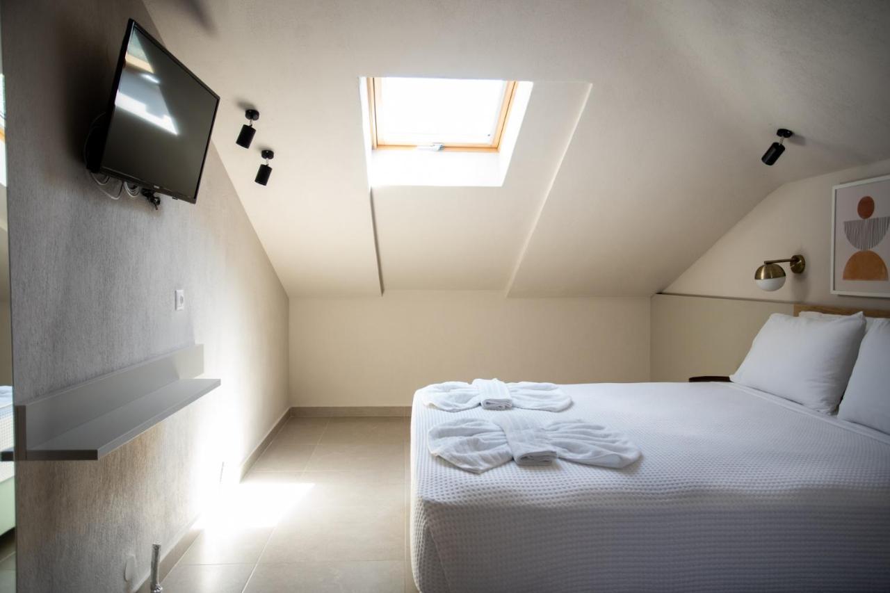 לריסוס Marineiko Luxury Apartments מראה חיצוני תמונה