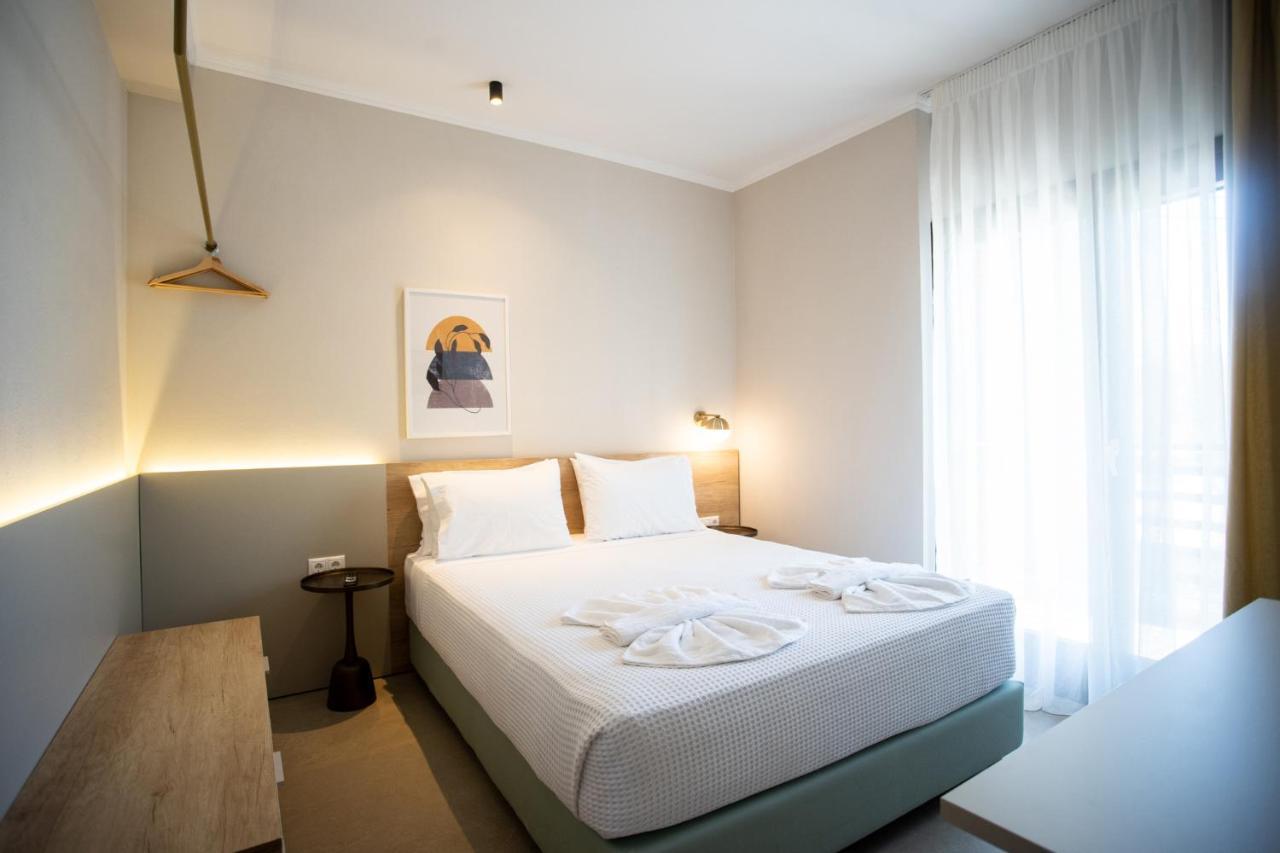 לריסוס Marineiko Luxury Apartments מראה חיצוני תמונה