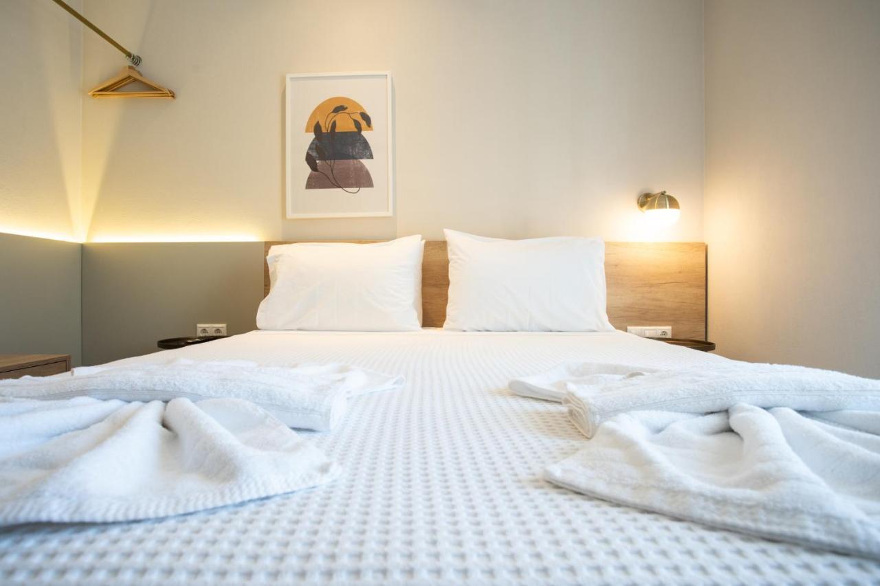לריסוס Marineiko Luxury Apartments מראה חיצוני תמונה