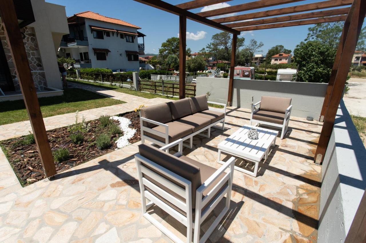 לריסוס Marineiko Luxury Apartments מראה חיצוני תמונה