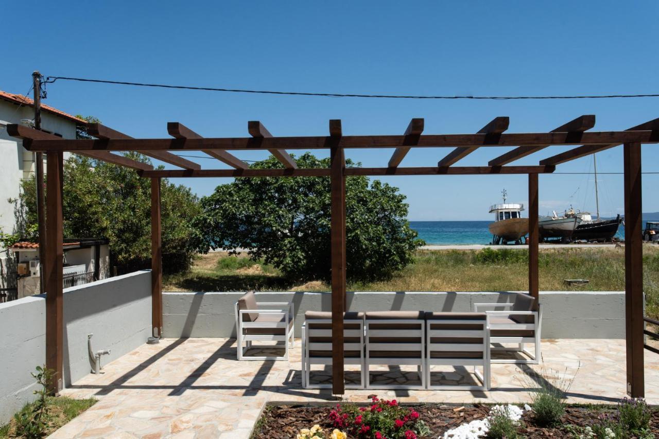 לריסוס Marineiko Luxury Apartments מראה חיצוני תמונה
