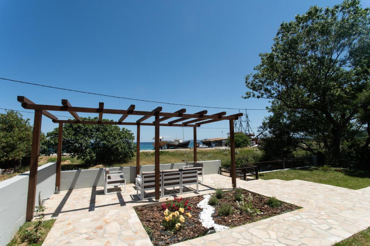 לריסוס Marineiko Luxury Apartments מראה חיצוני תמונה